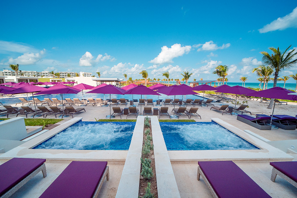 Planet-Hollywood-Cancun-Vacation
